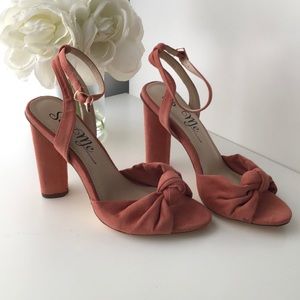 Coral heels